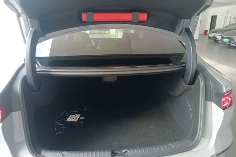 BYD Han 2024 صورة سيارة #21