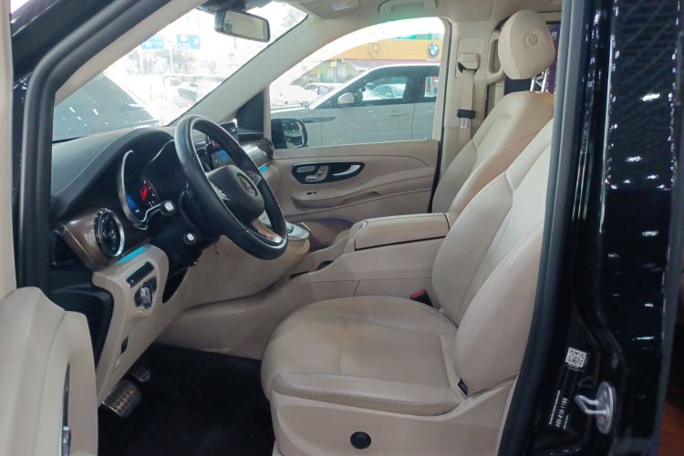 Mercedes-Benz V Class 2022 #21 Mercedes-Benz V Class 2022 car image #21