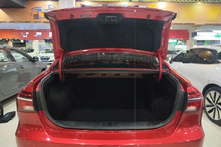 Roewe i6 2021 car image #21