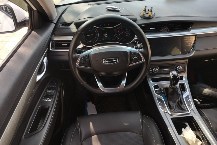 GEELY Emgrand 2020 car image #21