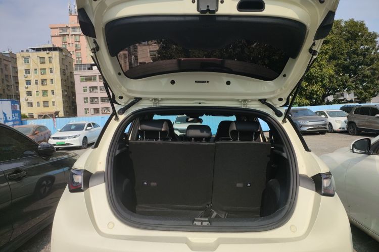 BYD Dolphin 2024 #21 BYD Dolphin 2024 car image #21