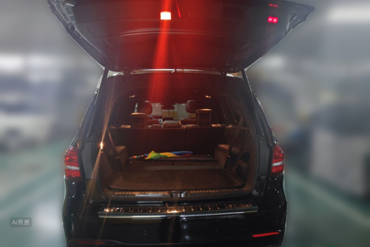 Mercedes-Benz GLS Class 2018 #21 Mercedes-Benz GLS Class 2018 car image #21