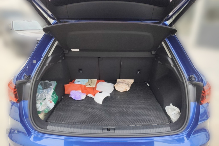 Audi Q3 2020 imagen de coche #21