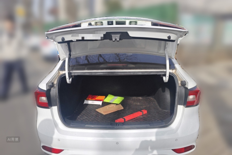 Roewe i5 2019 #21 Roewe i5 2019 car image #21