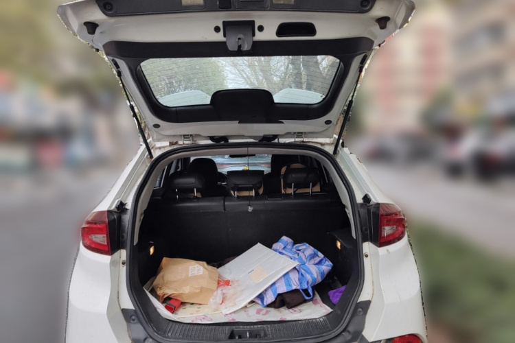 MG GS 2015 #21 MG GS 2015 car image #21