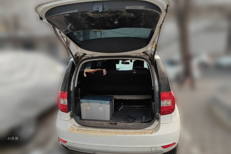 Skoda Yeti 2018 car image #21