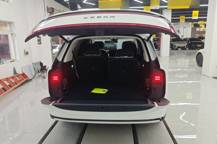 Zeekr 9X 2025 car image #21