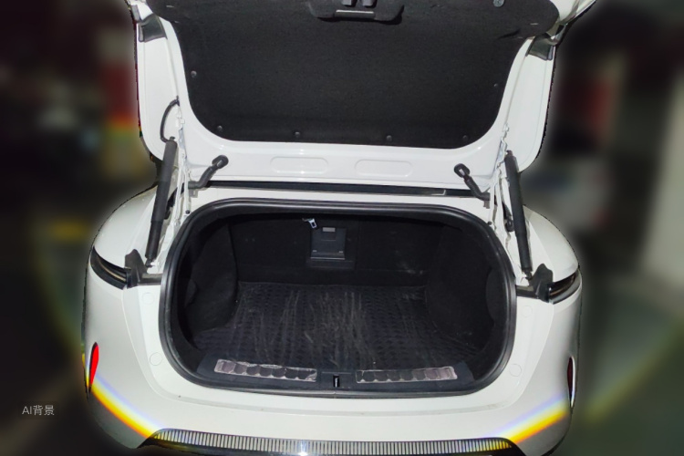 Avatr 11 2024 car image #21