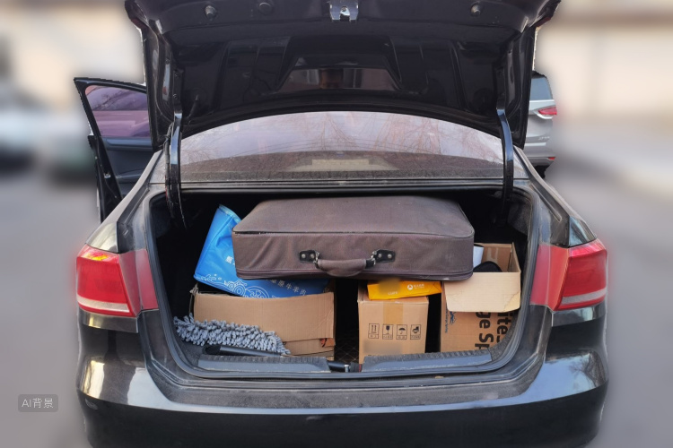Santana 2014 car image #21