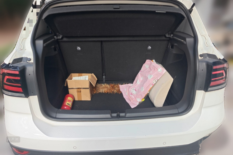 Volkswagen T-Cross 2020 immagine di auto #21