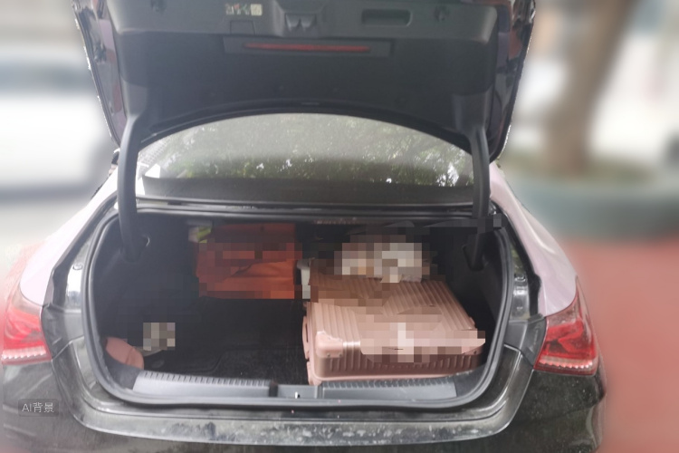 Mercedes-Benz CLA AMG 2023 صورة سيارة #21