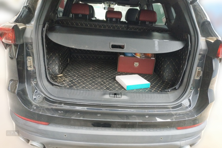 X70 PLUS 2021 #21 X70 PLUS 2021 car image #21