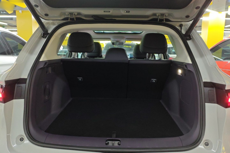 零跑汽车 零跑B10 2025 汽车图片 #21