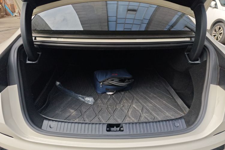 BYD Seal 07 DM-i 2024 صورة سيارة #21