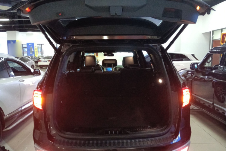 Ford Everest 2020 imagen de coche #21