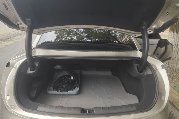 极氪 极氪007 2024 汽车图片 #21