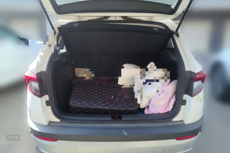 Skoda Karoq 2020 изображение автомобиля #21