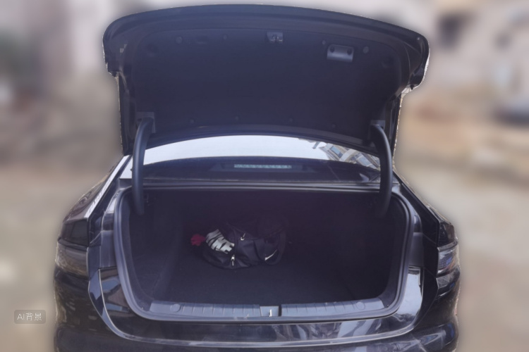 BYD Seal 05 DM-i 2025 immagine di auto #21