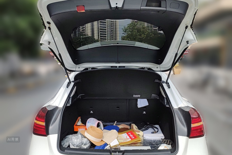 Mercedes-Benz GLA Class 2019 car image #21