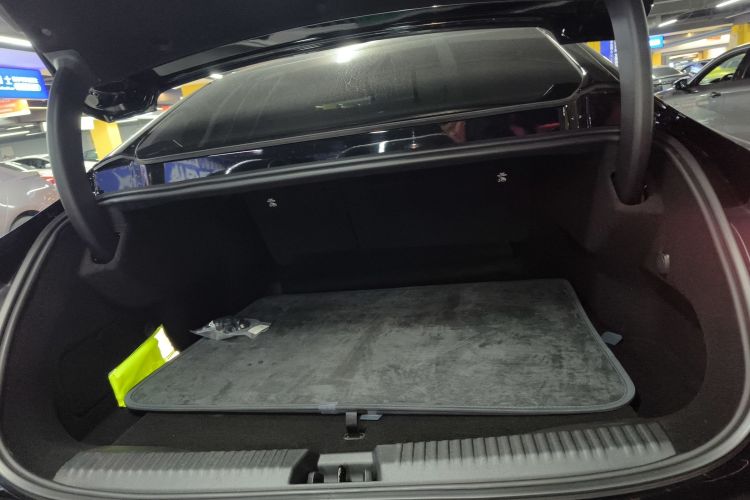 Lynk & Co 10 EM-P 2025 immagine di auto #21