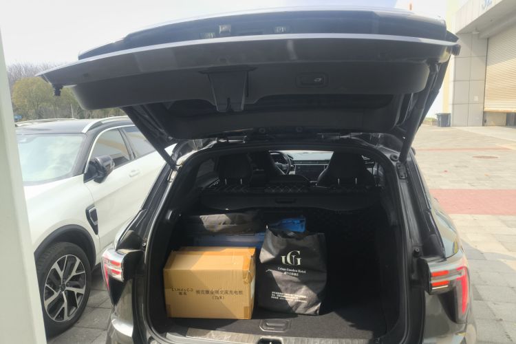 Lynk & Co 01 EM-P 2022 car image #21
