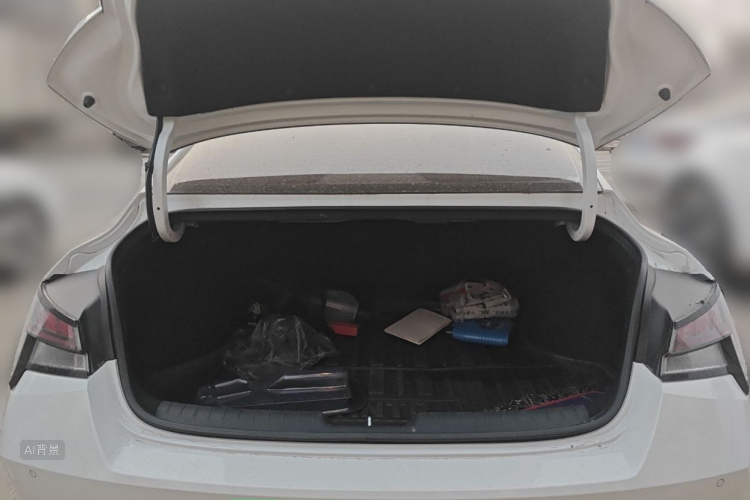 Hyundai Elantra 2021 immagine di auto #21