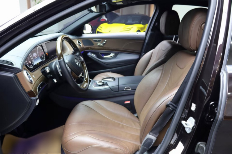 Mercedes-Benz S Class 2015 immagine di auto #21