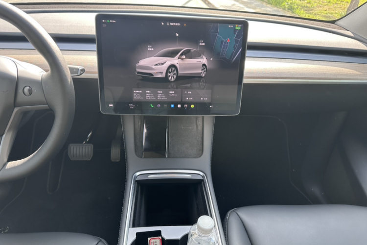 特斯拉 Model Y 2022 汽车图片 #21