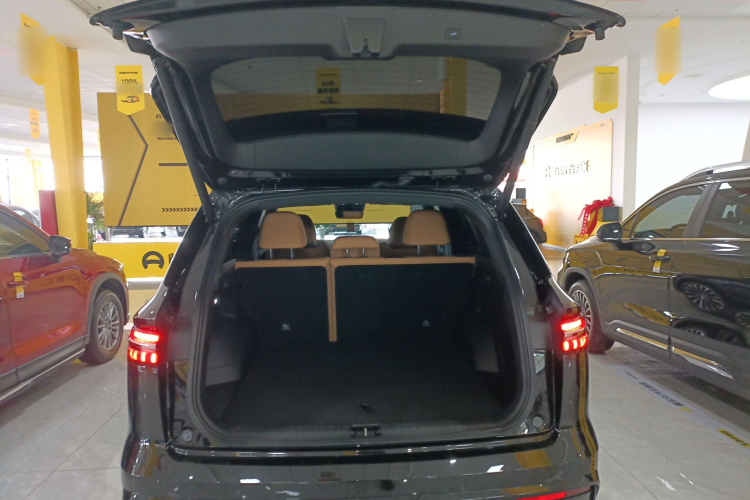 GEELY Monjaro 2025 #21 GEELY Monjaro 2025 car image #21