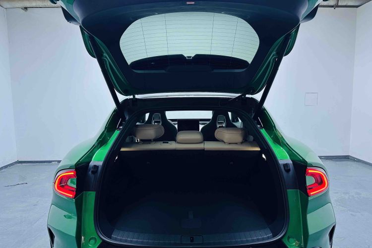 MI YU7 2025 car image #21