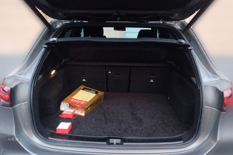 Mercedes-Benz GLA AMG 2022 car image #21