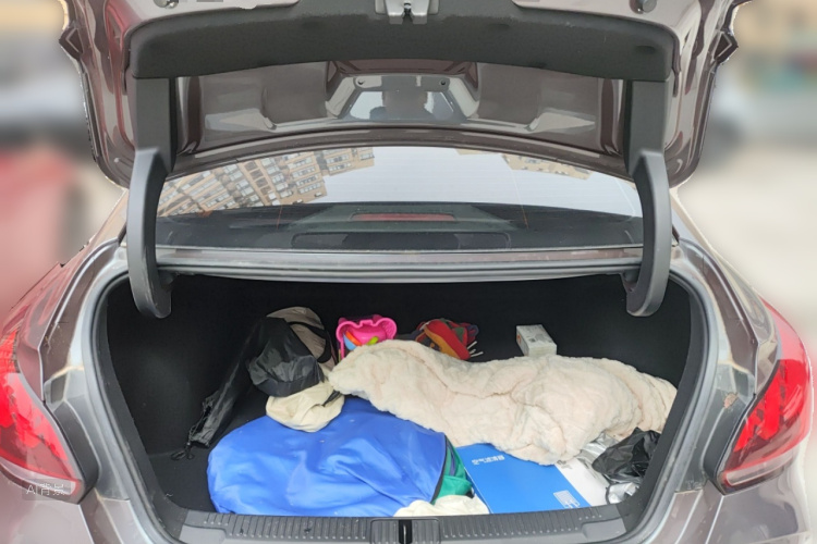 MG 5 2021 car image #21