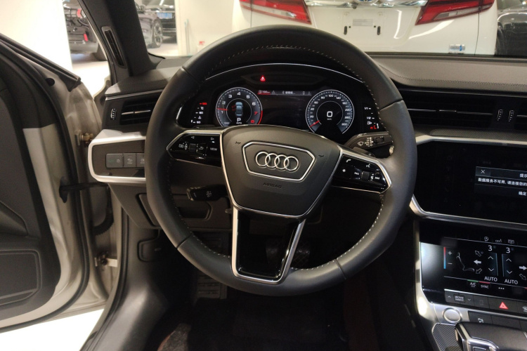 Audi A6L 2020 car image #21