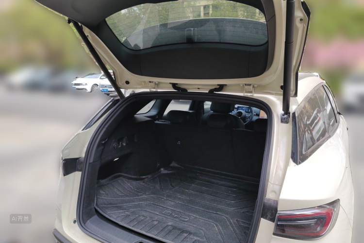 BYD Seal 06 DM-i 2025 immagine di auto #21