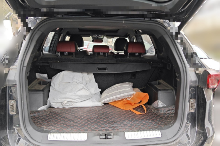 X70 PLUS 2020 #21 X70 PLUS 2020 car image #21