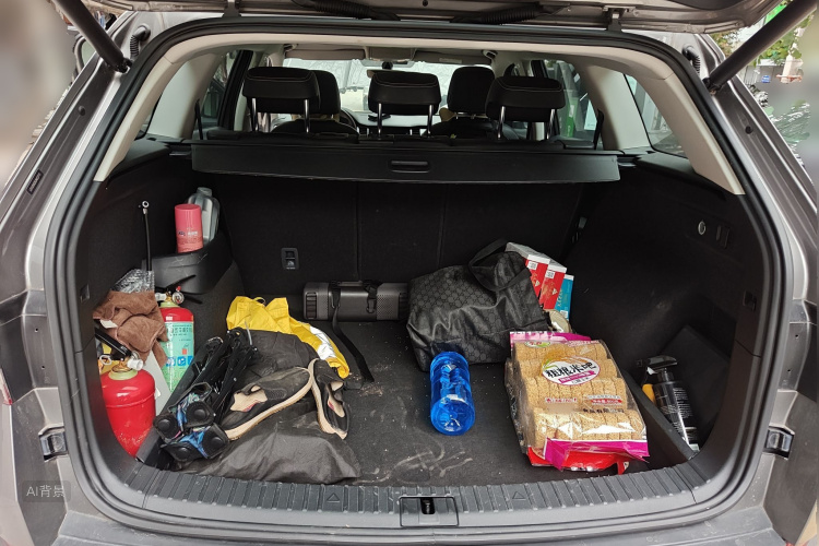 Skoda Kodiaq 2018 imagem de carro #21