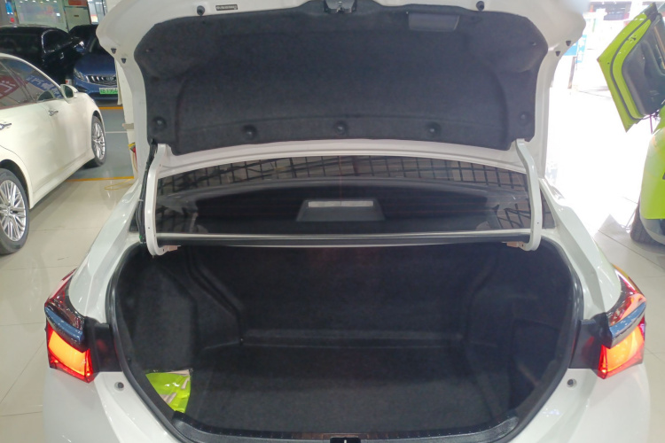 Toyota Corolla Hybird E+ 2019 car image #21