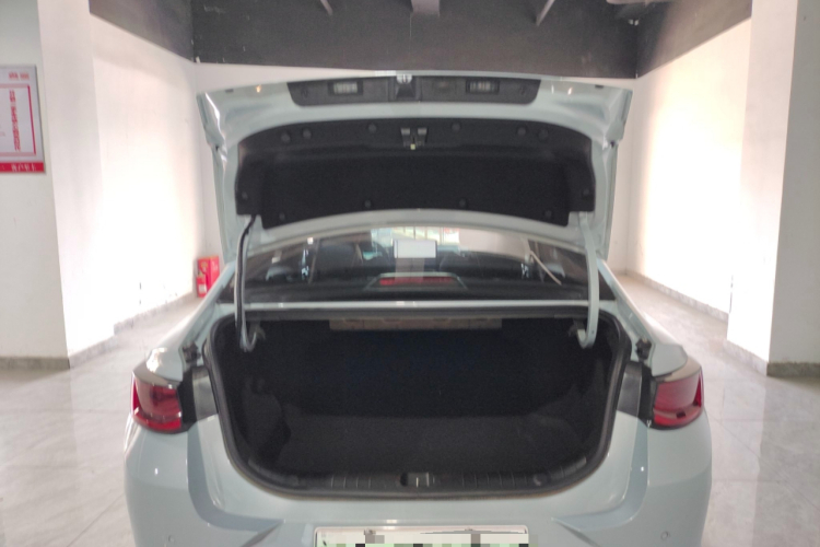 GEELY Emgrand L HiP 2022 car image #21