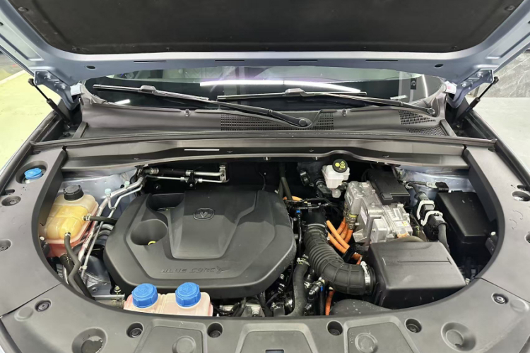 Changan UNI-K iDD 2022 immagine di auto #21