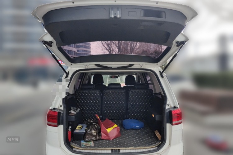 Volkswagen Touran 2017 immagine di auto #21