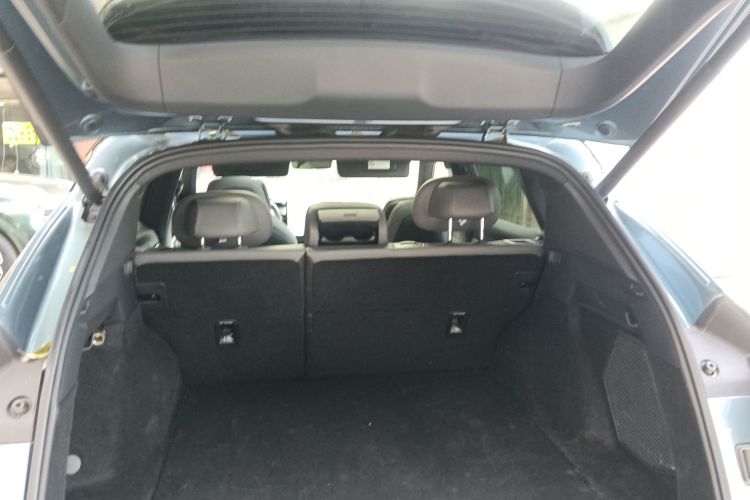 Lynk & Co 08 EM-P 2024 car image #21