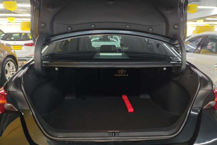 Toyota Avalon 2023 car image #21