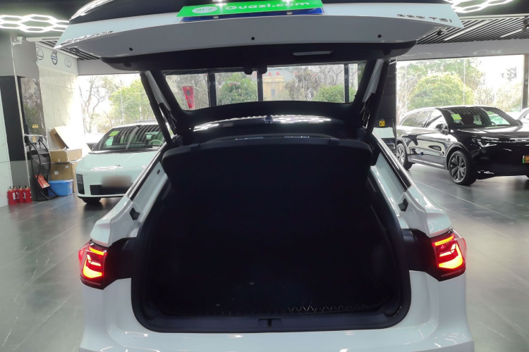 Volkswagen Tiguan X 2023 car image #21