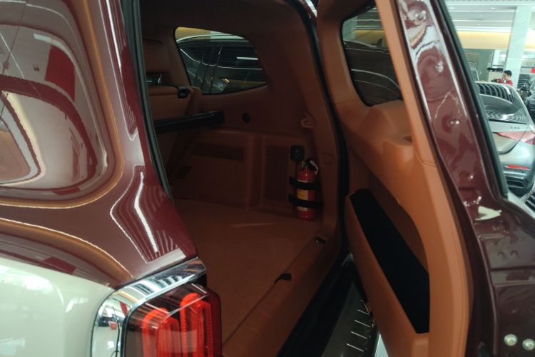 Tank 500 2022 изображение автомобиля #21