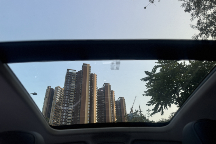 Roewe RX5 2022 изображение автомобиля #21