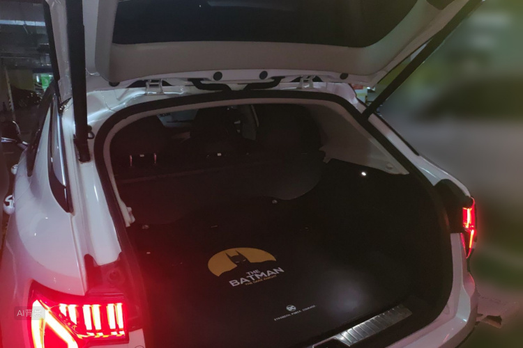 Lynk & Co 01 2019 #21 Lynk & Co 01 2019 car image #21