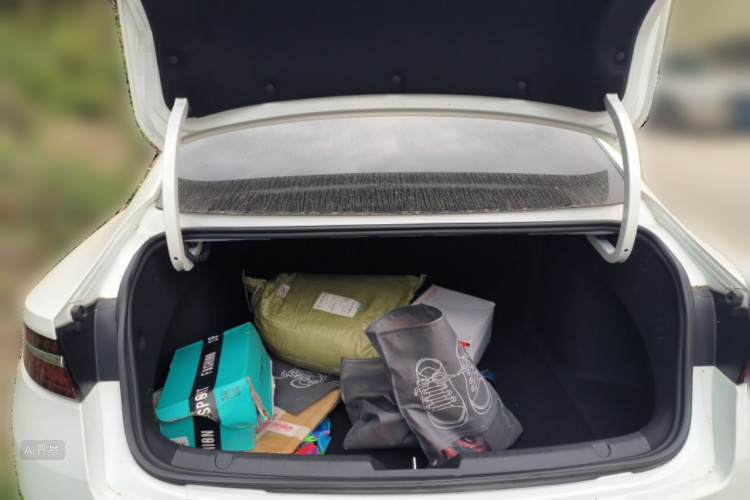 GEELY Preface 2022 image de voiture #21