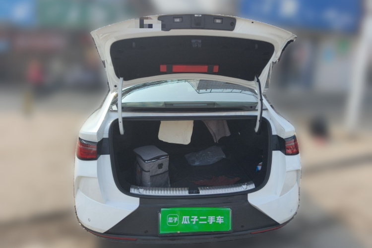 BYD e7 2025 imagem de carro #21