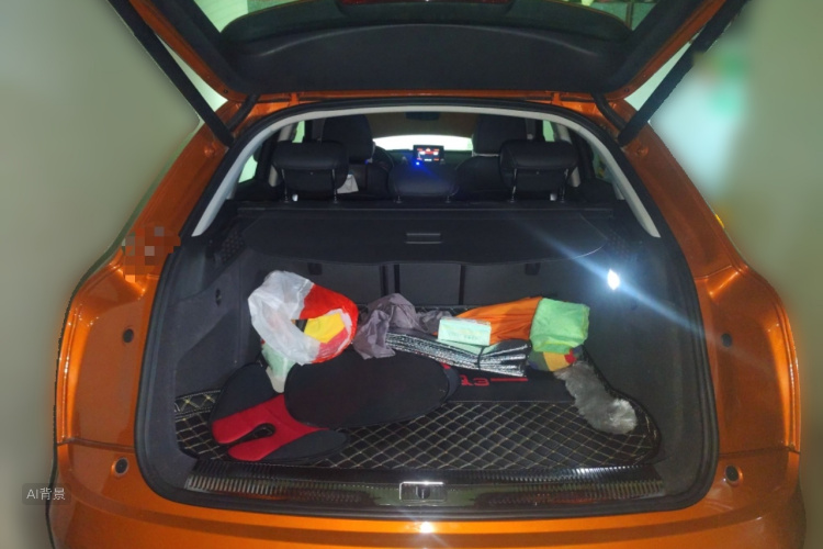 Audi Q3 2018 car image #21