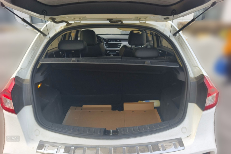 Vision X3 2018 car image #21